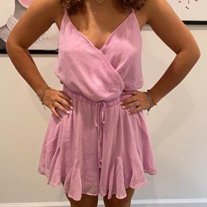 NWT - Francesca’s - Pink, flowy Romper